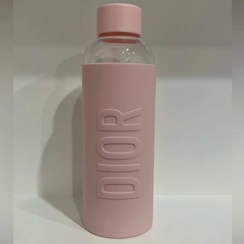 NIB Limited Edition Christian Dior Glass Water Bottle - Picture 10 of 10